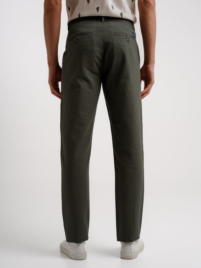 Pantalones verdes de ajuste regular