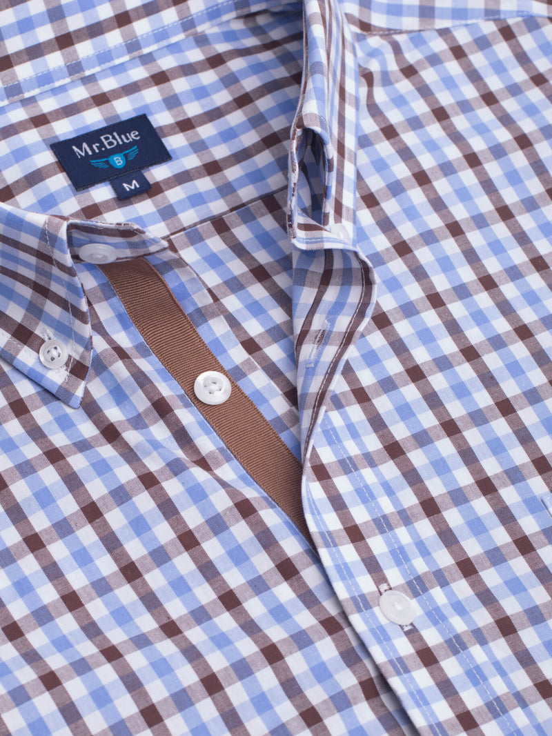 Camisa de algodón a cuadros azul claro y marrón con bolsillo y detalles