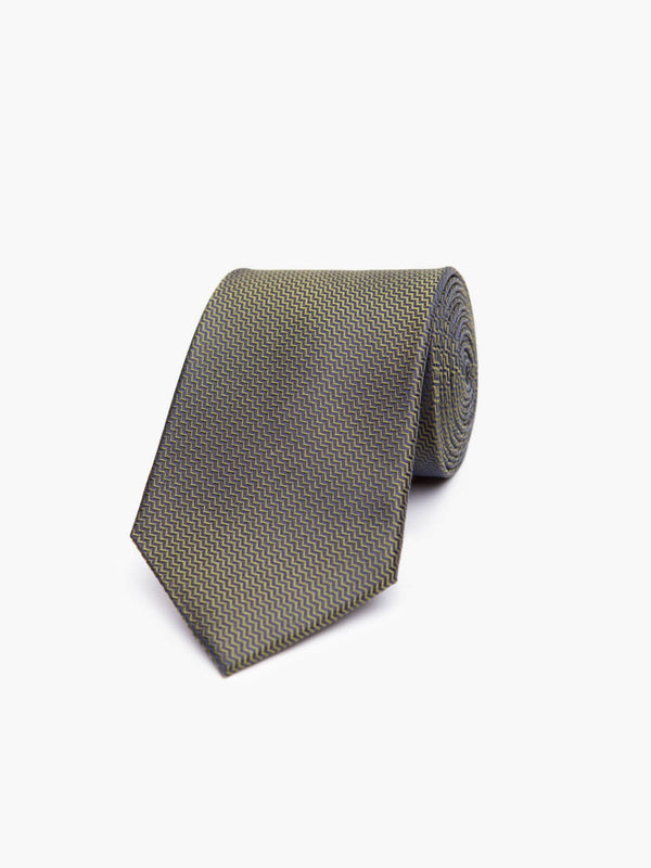 Smooth silk tie